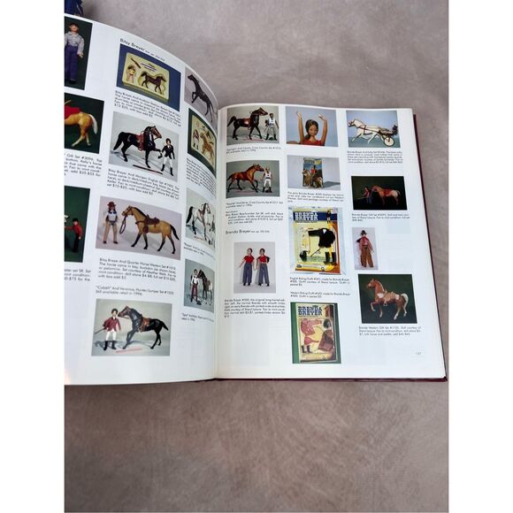 Vintage Breyer Horse Book Reference Breyer Molds & Models 1950-1995 Nancy Young - Picture 4 of 9